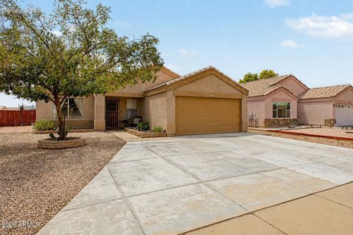 2046 S Rennick Dr, Apache Junction, AZ, 85120-6393 | Card Image