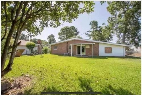 2914 Sabine Dr, Alexandria, LA, 71303-4322 | Card Image
