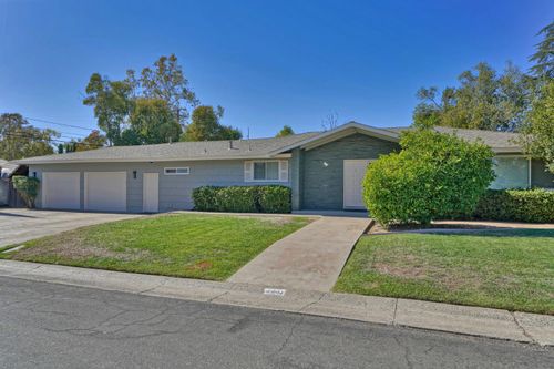 2441 Drayton Dr, Sacramento, CA, 95825-7839 | Card Image