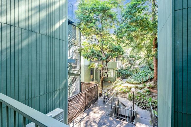 APT-301 - 2700 Le Conte Ave, Condo with 1 bedrooms, 1 bathrooms and 1 parking in Berkeley CA | Image 24