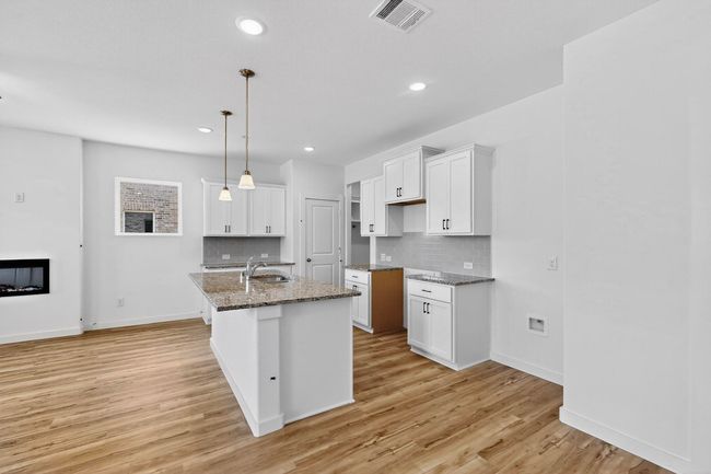1812 Summer Aura, House other with 3 bedrooms, 3 bathrooms and null parking in Mesquite TX | Image 7