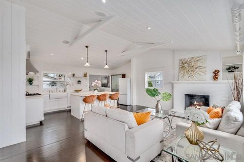 4154 Hill St, San Diego, CA, 92107-4104 | Card Image