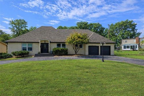 12414 Valley Brook Dr, Grandview, MO, 64030-1594 | Card Image