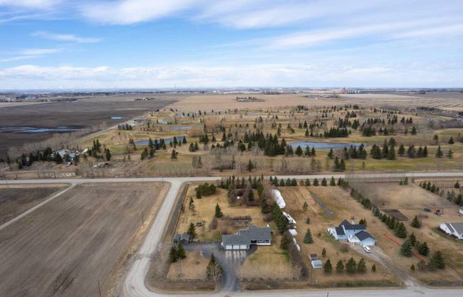 8-33049 Range Road 12, Home with 4 bedrooms, 2 bathrooms and 3 parking in Rural Mountain View County AB | Image 50