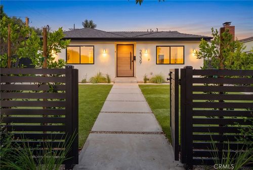 2339 23rd, Santa Monica, CA, 90405 | Card Image