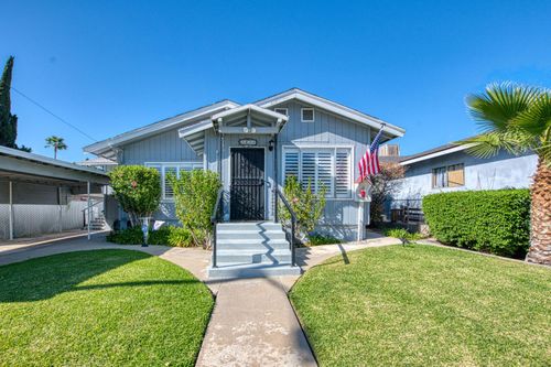 2434 Yerba St, Selma, CA, 93662-3939 | Card Image