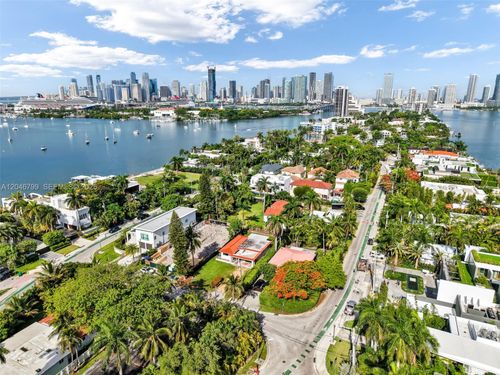 1500 Ne 13th Pl, Miami, FL, 33139 | Card Image