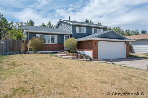 4932 Grandview Ave, Cheyenne, WY, 82009 | Card Image