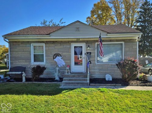 309 S 8th Ave, Beech Grove, IN, 46107-2019 | Card Image