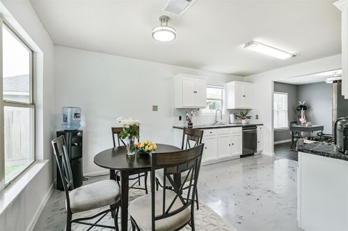 1604 Redbud Grove Ct, Conroe, TX, 77301-4837 | Card Image