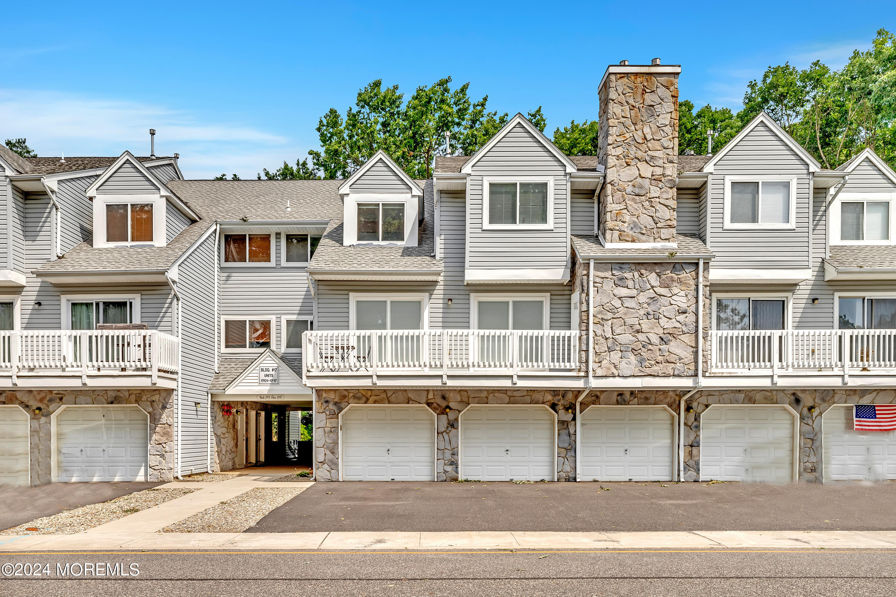 Arthur St, Toms River, NJ 08755