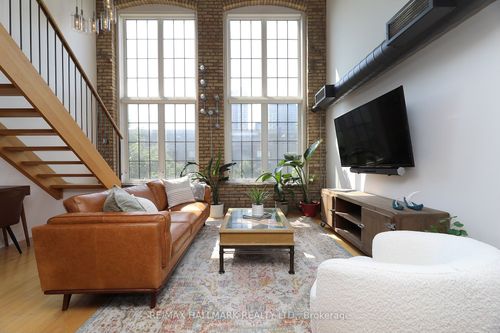 314-1100 Lansdowne Ave, Toronto, ON, M6H4K1 | Card Image