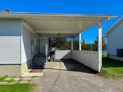 247 Raymond St, House other with 3 bedrooms, 3 bathrooms and 4 parking in New Liskeard ON | Image 3