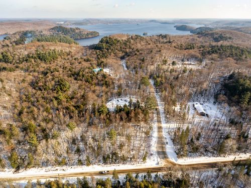 16 Claren Cres, Huntsville, ON, P1H0C3 | Card Image