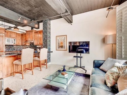 apt-7e-710 Colorado St, Austin, TX, 78701-3028 | Card Image