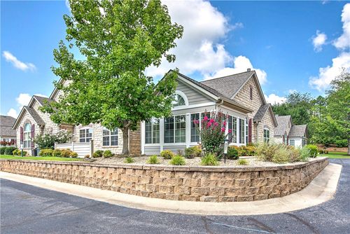 801-2100 W New Hope Rd, Rogers, AR, 72758-5671 | Card Image