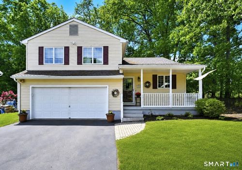 40 Kathleen Way, Manchester, CT, 06042-1990 | Card Image