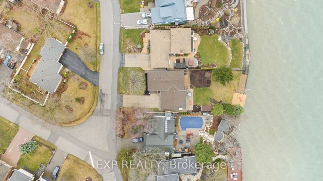 138 Lakeside Dr, House other with 5 bedrooms, 3 bathrooms and 6 parking in Grimsby ON | Image 18