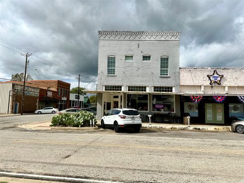 100 N Main Street, Collinsville, TX, 76233 | Card Image