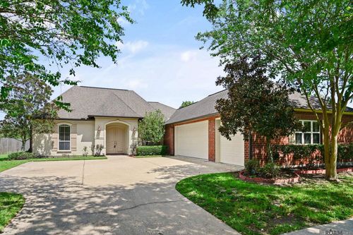 10753 Hilltree Dr, Baton Rouge, LA, 70810-7090 | Card Image