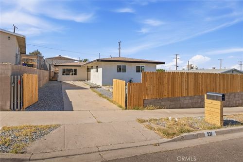 937 E Elizabeth St, Barstow, CA, 92311-4007 | Card Image