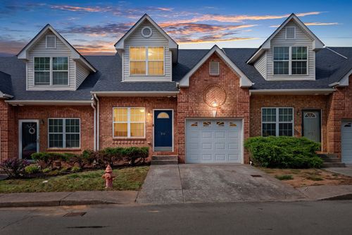 814 Spence Enclave Ln, Nashville, TN, 37210-3240 | Card Image