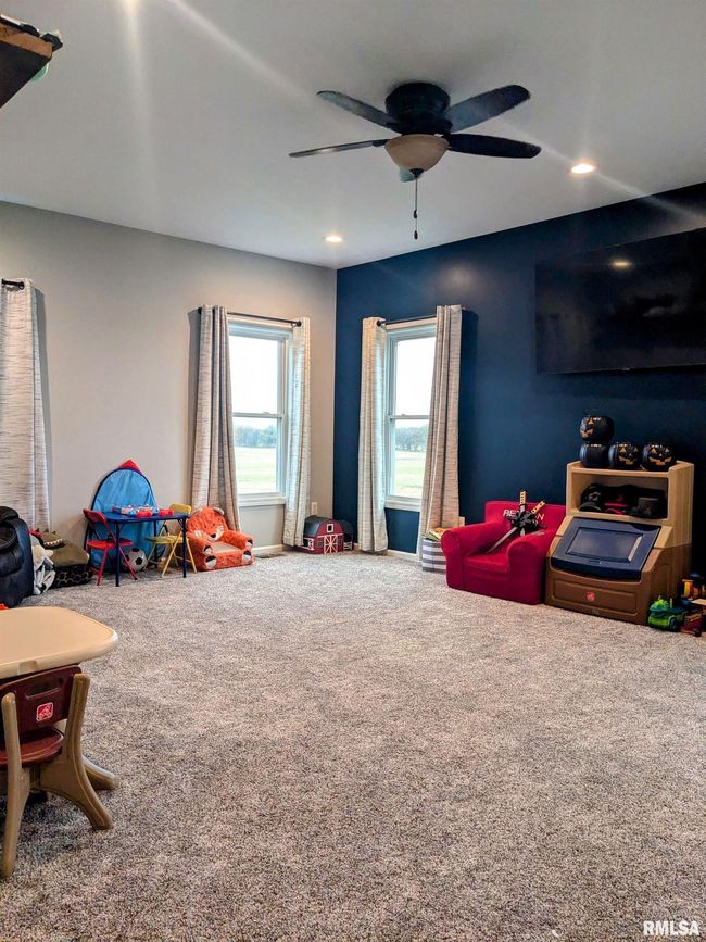 17359 Log Cabin Rd, House other with 4 bedrooms, 3 bathrooms and null parking in Ewing IL | Image 22