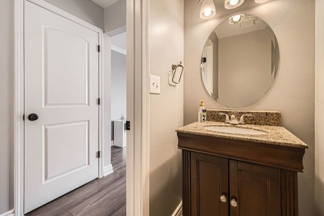 1300 Gloucester Cir, Townhouse with 3 bedrooms, 3 bathrooms and 2 parking in Carol Stream IL | Image 14