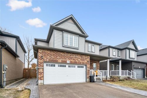 176 Snyder Ave N, Elmira, ON, N3B0C9 | Card Image
