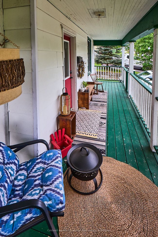 19 Florence St E, House other with 3 bedrooms, 2 bathrooms and 2 parking in Huntsville ON | Image 22