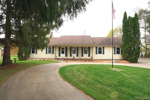 9416 S State Road, Atlas Township, MI, 48438 | Card Image