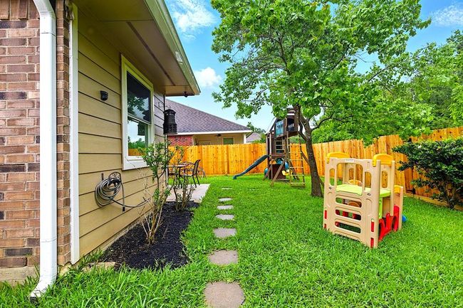16611 River Wood Ct, House other with 5 bedrooms, 3 bathrooms and 3 parking in Crosby TX | Image 24