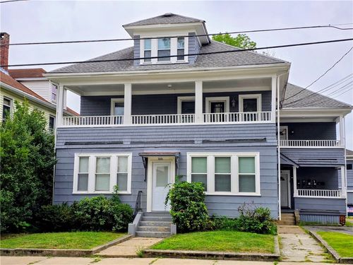 668 Grove St, Woonsocket, RI, 02895-8866 | Card Image