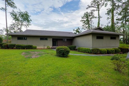 2005 Pinecliff Dr, Valdosta, GA, 31602-2240 | Card Image