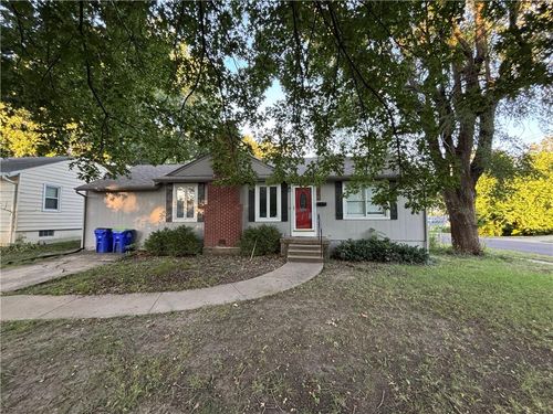 7041 Glenwood St, Overland Park, KS, 66204-1458 | Card Image