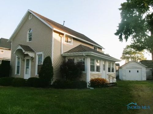 208 W Main St, Leipsic, OH, 45856-1132 | Card Image