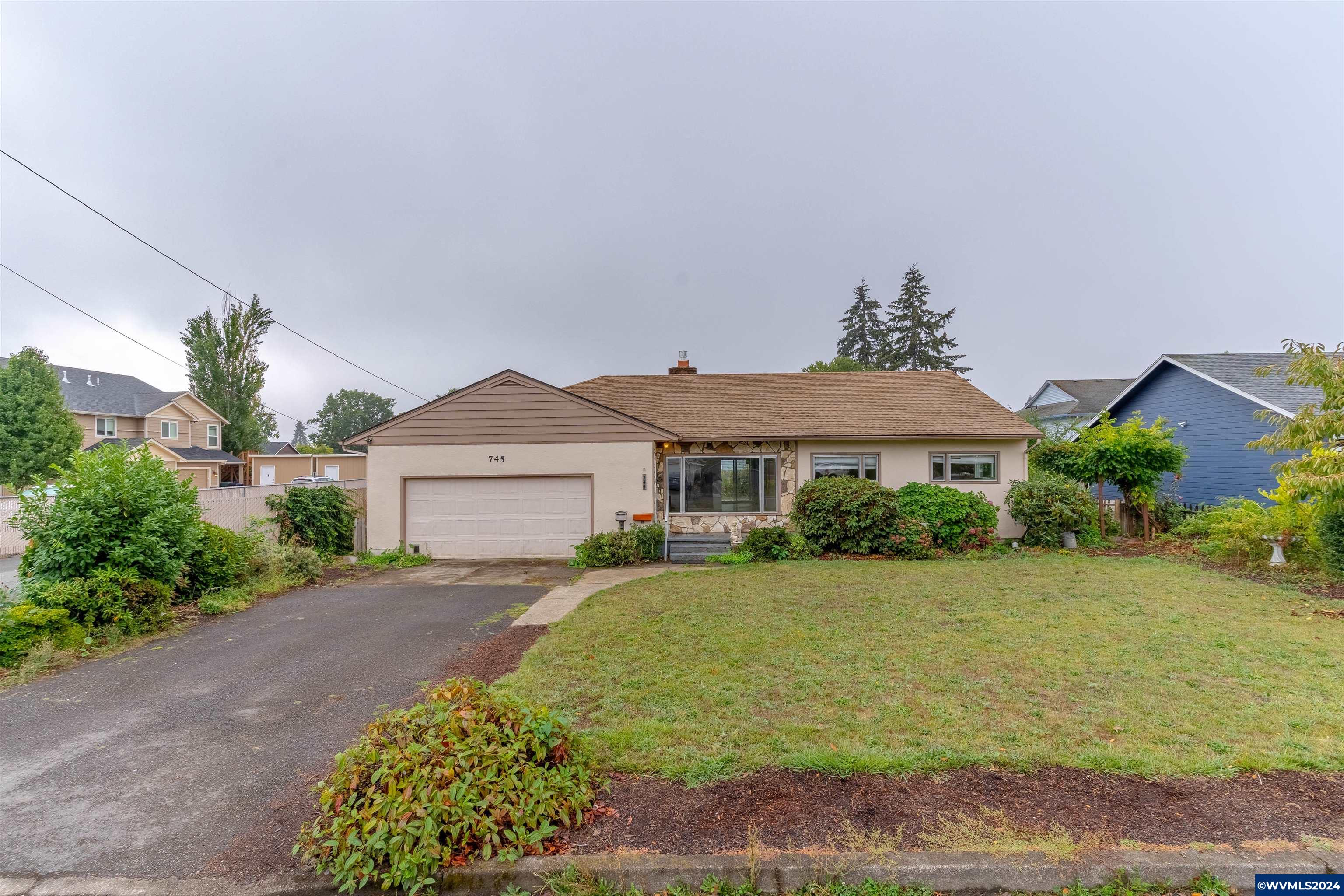 Clay St, Monmouth, OR 97361