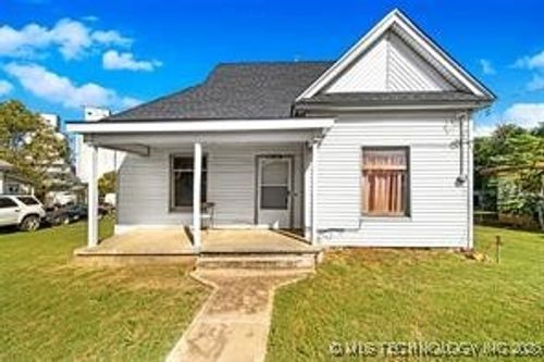 21 W 3rd St, Carnegie, OK, 73015-9085 | Card Image