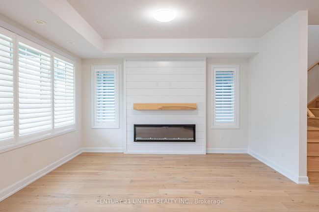 323 Mullighan Gdns, House other with 4 bedrooms, 4 bathrooms and 2 parking in Peterborough ON | Image 11