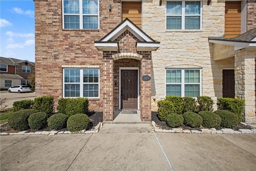 apt-329-301 Southwest Pkwy, College Station, TX, 77840-5147 | Card Image