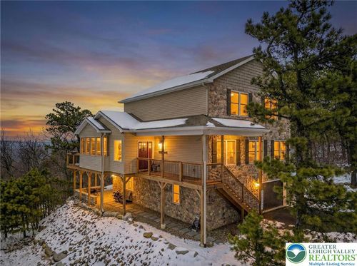 532 Buck Mountain Blvd, Hazleton, PA, 18202-9718 | Card Image