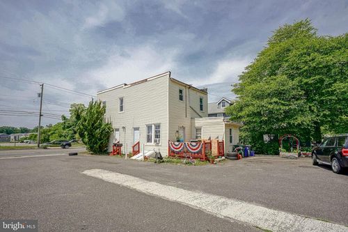 231 White Horse Pike, CLEMENTON, NJ, 08021-4303 | Card Image
