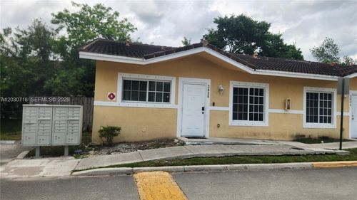 3826-3826 Sw 48th Ave, Hollywood, FL, 33023-7900 | Card Image