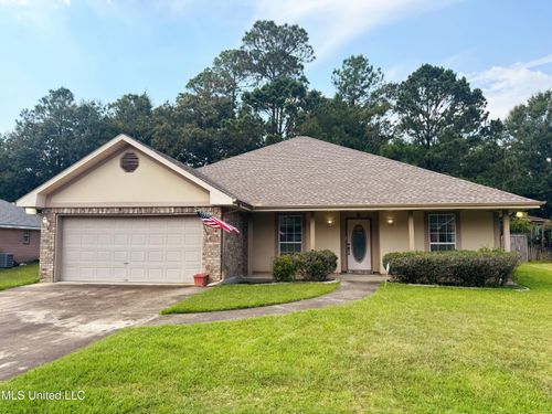78102 Hilo Way, Diamondhead, MS, 39525-3722 | Card Image
