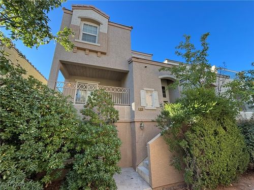 9008 Rejoicing Ct, Las Vegas, NV, 89149-3097 | Card Image