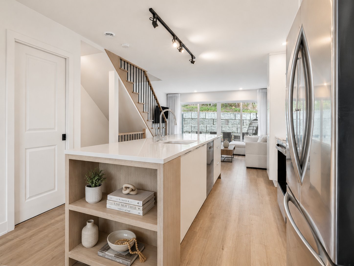 Residential Lease in Mont-Saint-Hilaire 5