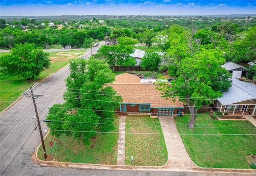 1207 Flag St, Llano, TX, 78643-2603 | Card Image