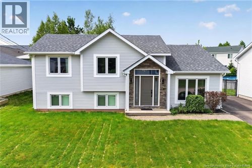 287 Maplehurst Dr, Moncton, NB, E1G4T8 | Card Image