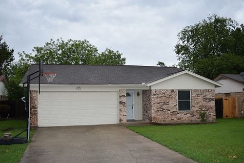 414 Linda St, Keller, TX, 76248-3411 | Card Image