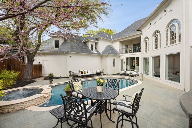 Beautiful pool with ample room for outdoor entertaining. | Image 30